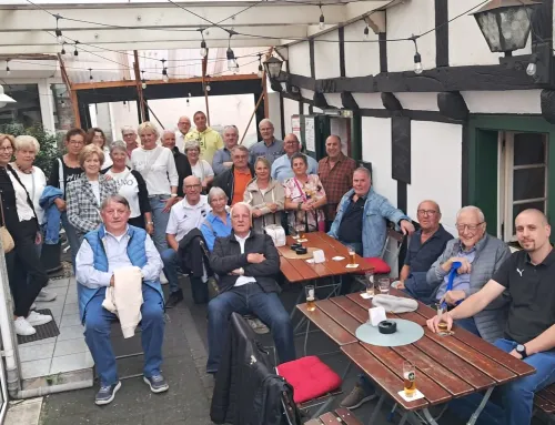 Bautrupp auf Schiffstour